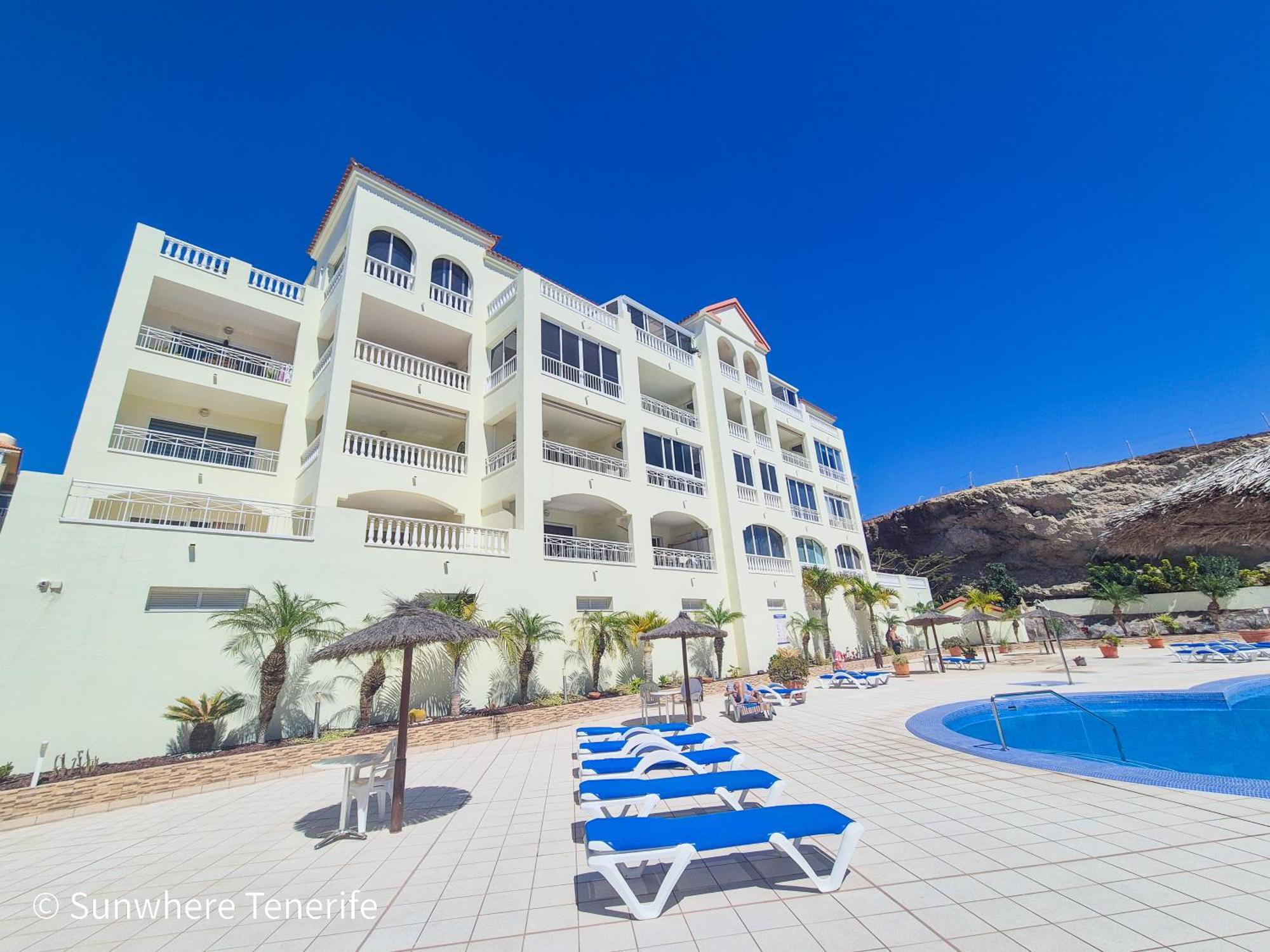 Mona'S Point Tenerife - Aircon, Private Parking And Heated Pool Сан Мигел де Абона Екстериор снимка